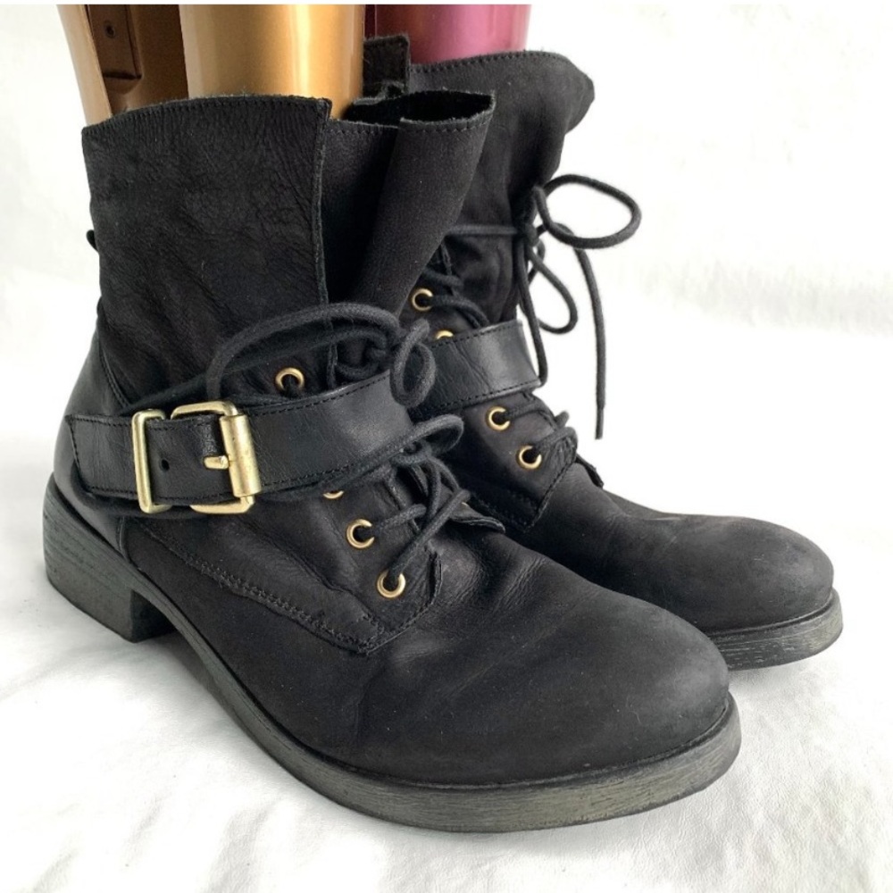 Steve Madden boots